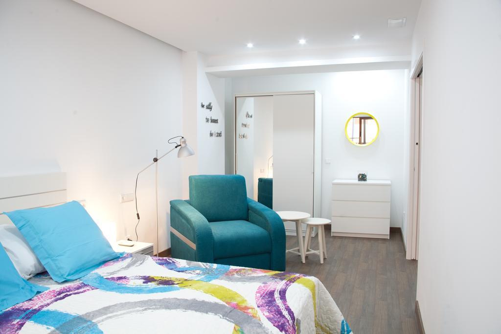 Color Suites Alicante Rom bilde